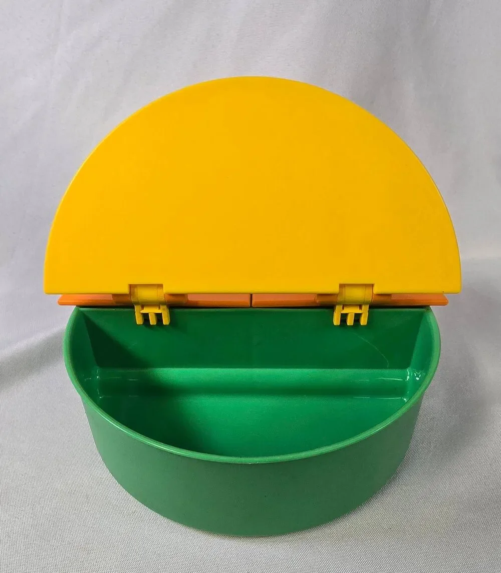 IKEA features round